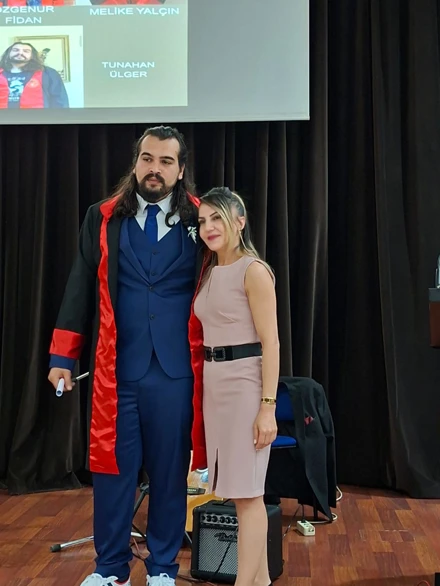 Selçuk Üniversitesi Rus Dili ve Edebiyatı Bölümünde Mezuniyet Coşkusu